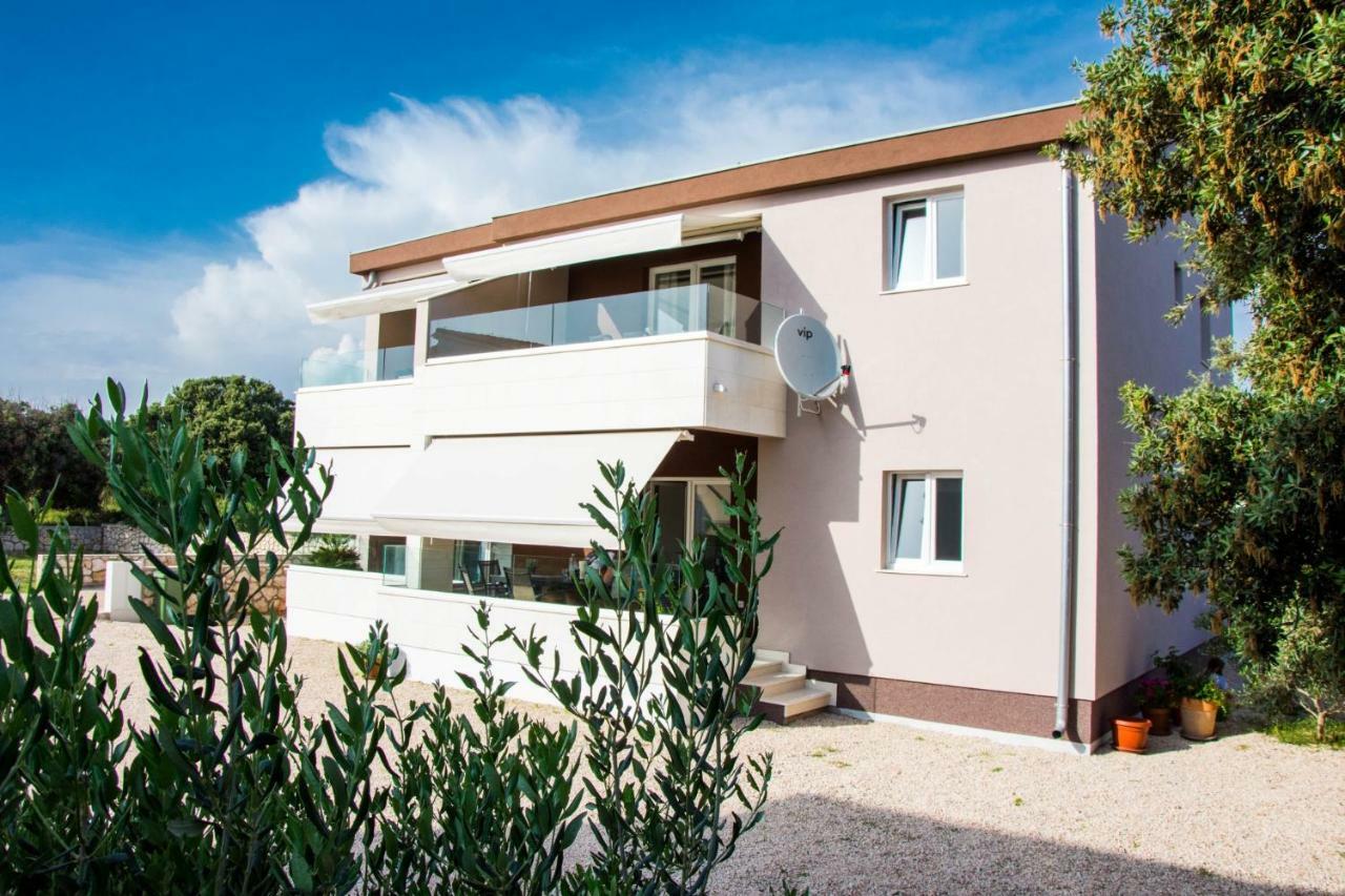 Apartments Melody Mandre Esterno foto