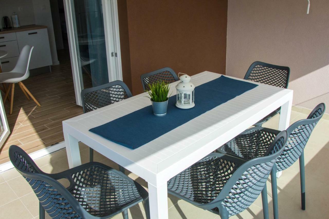 Apartments Melody Mandre Esterno foto